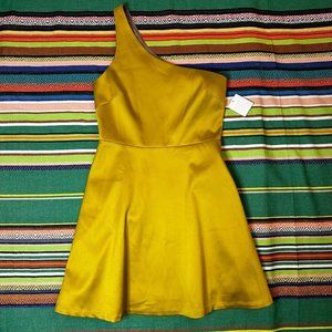 Silence + Noise one shoulder asymmetrical satin yellow mini dress size 2 NWT
